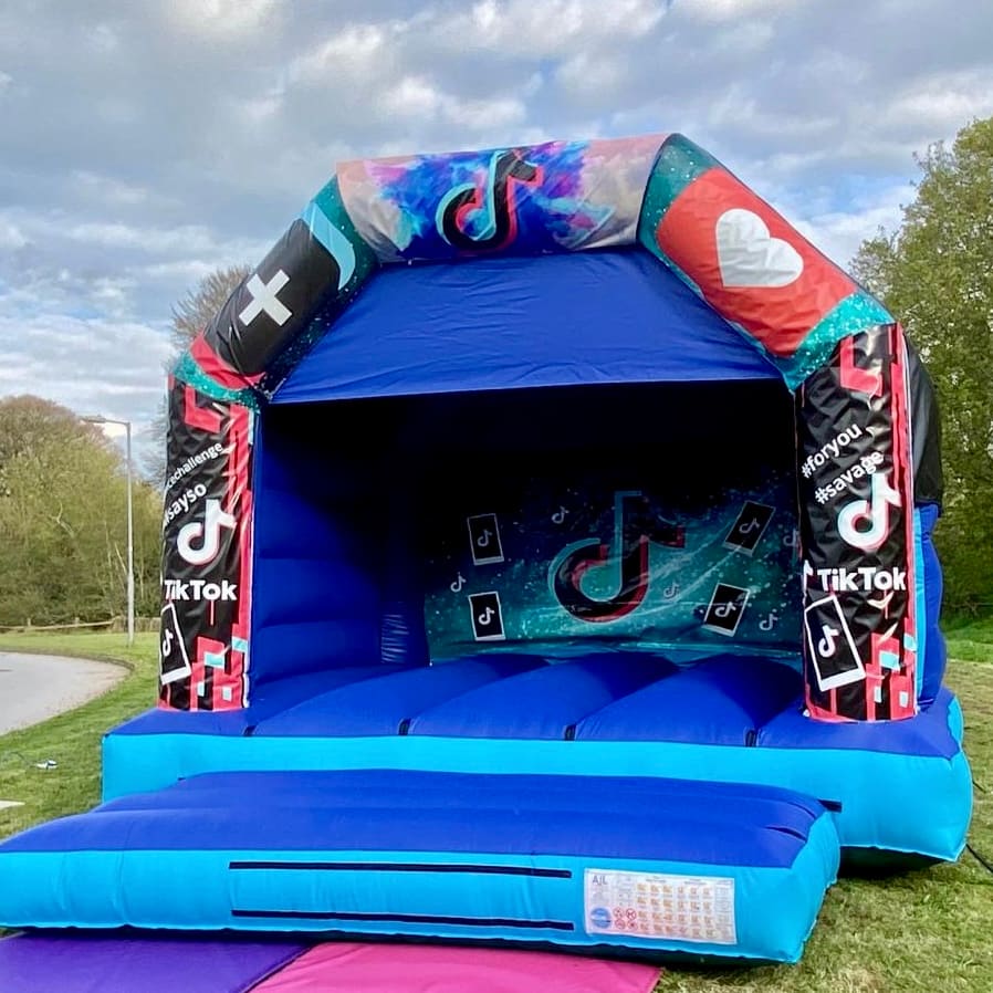 Tik Tok Castle 16x17ft