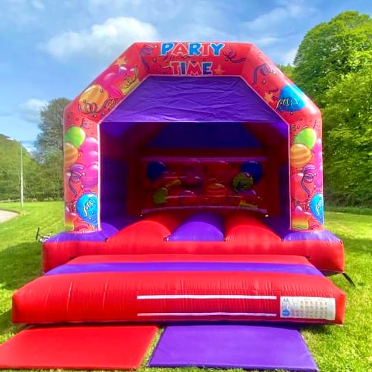 Party Time castle 16x17ft