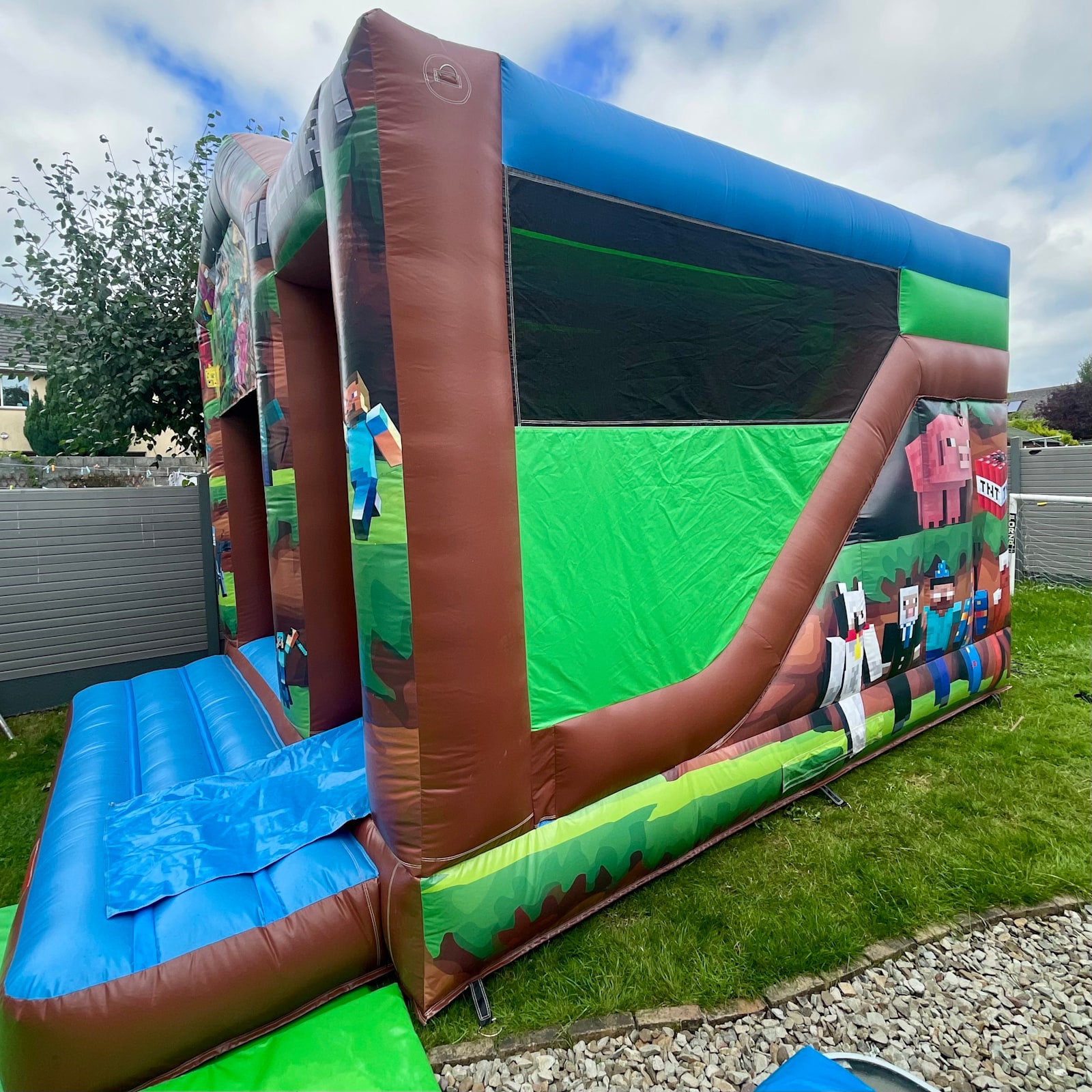 Minecraft Castle with Large slide 18ftx15ft